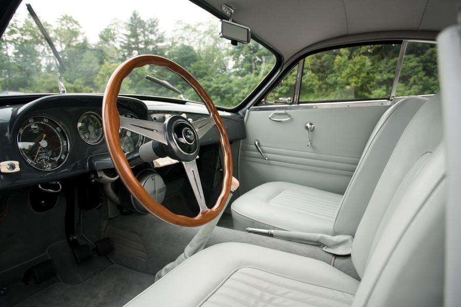 Интерьер Pegaso Z-102 B Coupe por Saoutchik (0148) 1951 года  (фото 8 из 21)